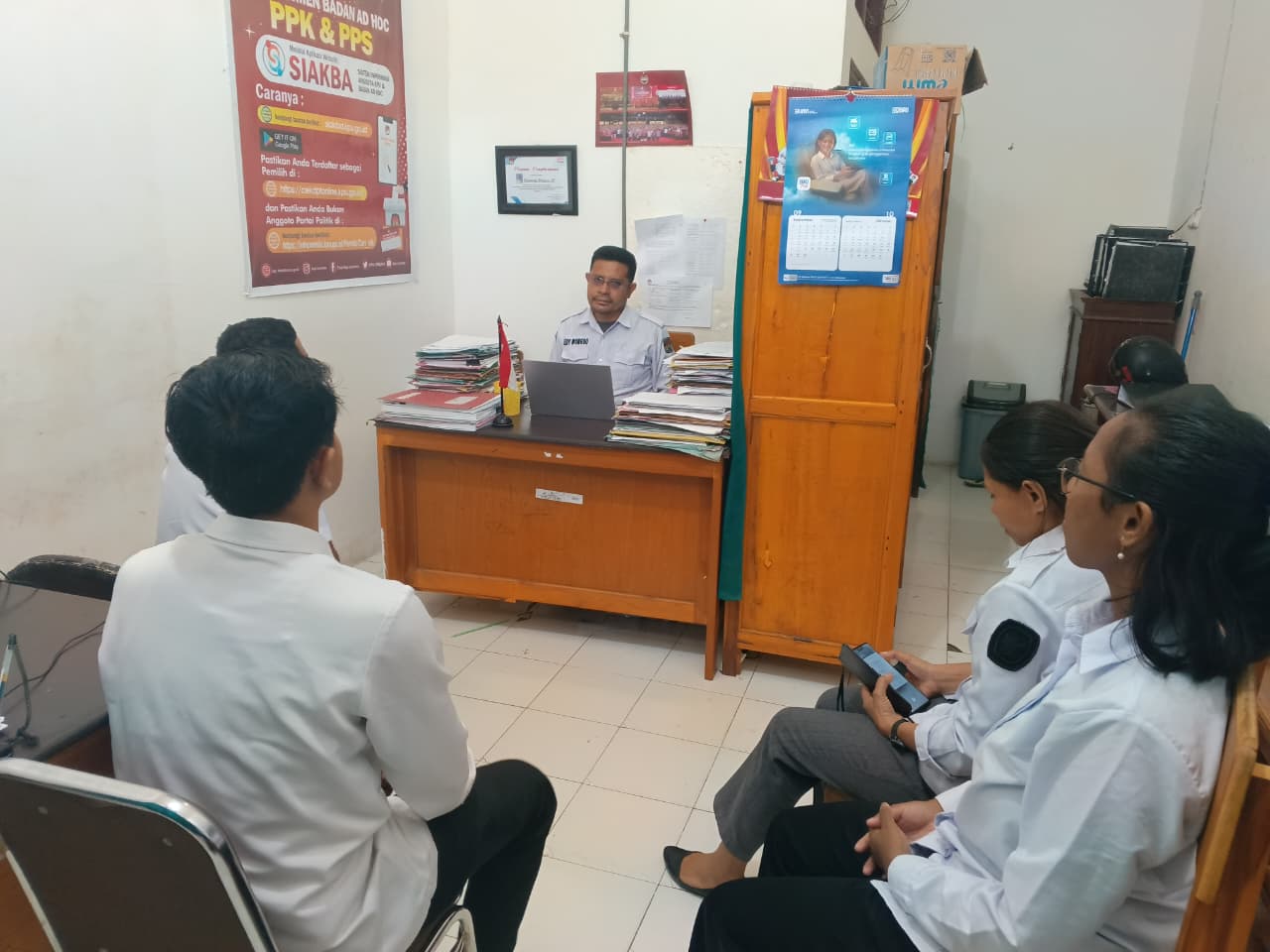 pembinaan, pengawasan, evaluasi dan monitoring atas pelaksanaan kebijakan teknis informasi publik 1