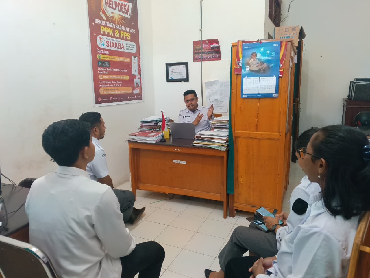 pembinaan, pengawasan, evaluasi dan monitoring atas pelaksanaan kebijakan teknis informasi publik 2